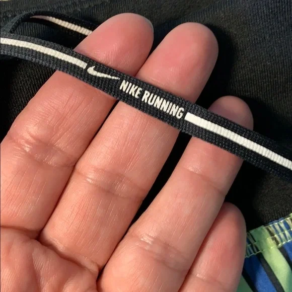 Nike Running Shorts - Picture 3 of 8